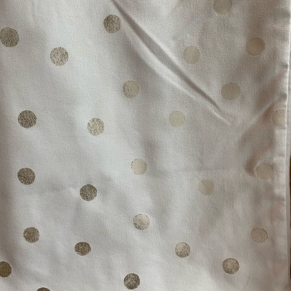 Room Essentials Dot Pillow Cases - Picture 4 of 9